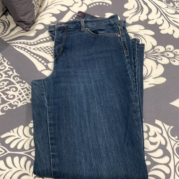 Women’s Jeans Gloria Vanderbilt Size 6 - Picture 5 of 7